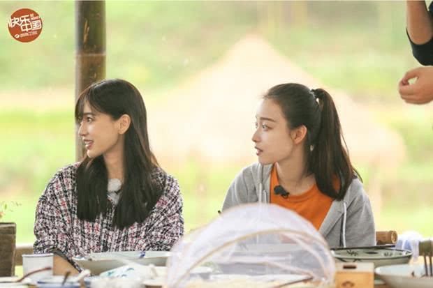 继杨颖之后又一女星被曝假吃，狂吃空碗隔着屏幕都觉得假