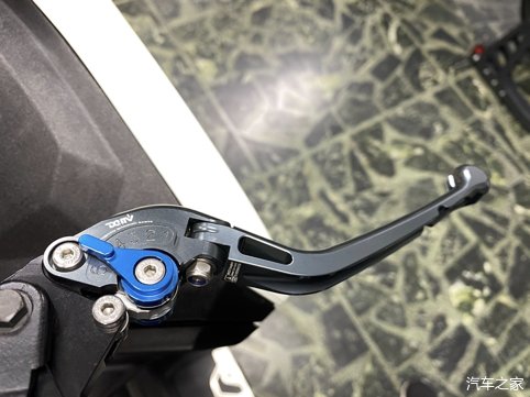  【金色轮圈】人生第一辆宝马，BMW C600 sport爱车分享