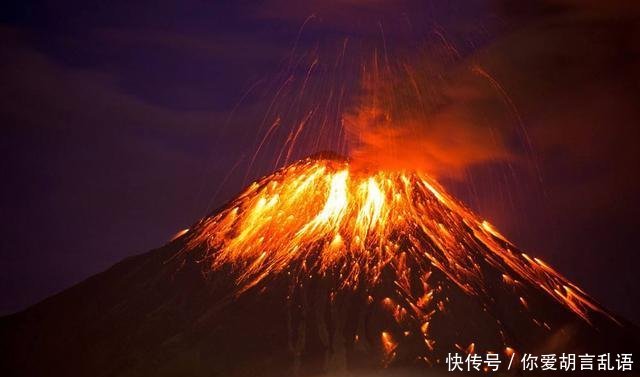 世界上最“憋屈”的火山，持续燃烧了上百年，还被人们拿来烤肉