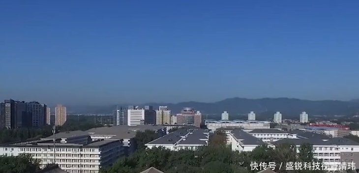 北京人为何不卖掉房子，去二三线宁静城市养老呢，答案很实在！