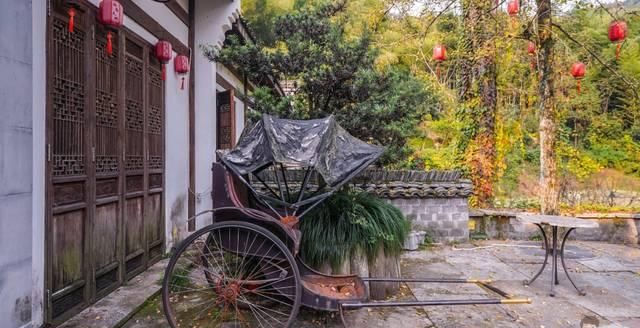 隐藏于杭州山林之中，由100多年历史古宅改造，却鲜为人知的民宿