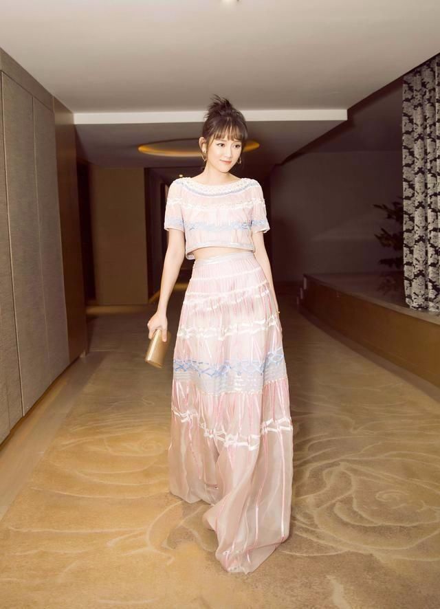 当年的“黛安芬”美过陈乔恩，如今被她碾成渣，大妈对少女！