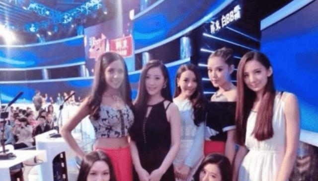  【勿扰】“非诚勿扰”火了九年全是托？你知道这些女嘉宾都是从哪来的吗？