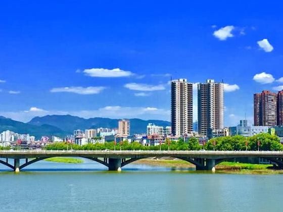 四川最具潜力的3个城市，一个是广元，一个与成都和重庆对接