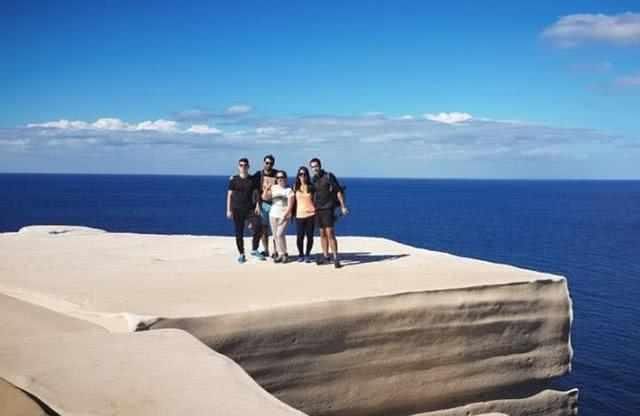 澳大利亚“蛋糕悬崖”，多名游客因拍照坠崖都没起到警示作用！