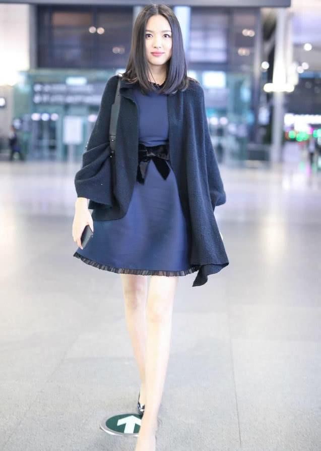 182张梓琳，却有双可爱“三寸金莲”，网友：全是鞋子的功劳！