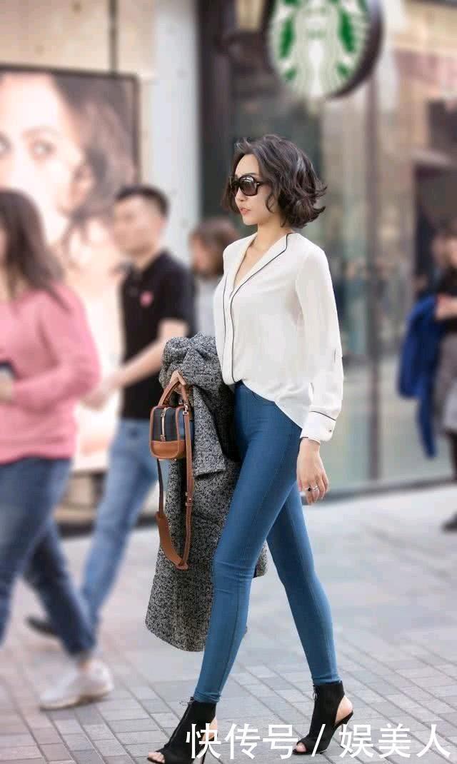  『当仁不让』街拍美女：回眸一笑，小家碧玉，大家闺秀，引领时尚，当仁不让！
