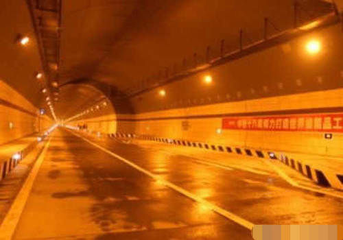  [2020年]中国建世界上最长的隧道，全长98公里，预计2020年全线
