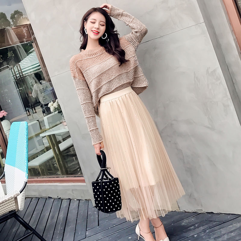 谁说秋季就要穿长裤?瞧下面小姐姐穿网纱裙美出新高度!仙美无敌