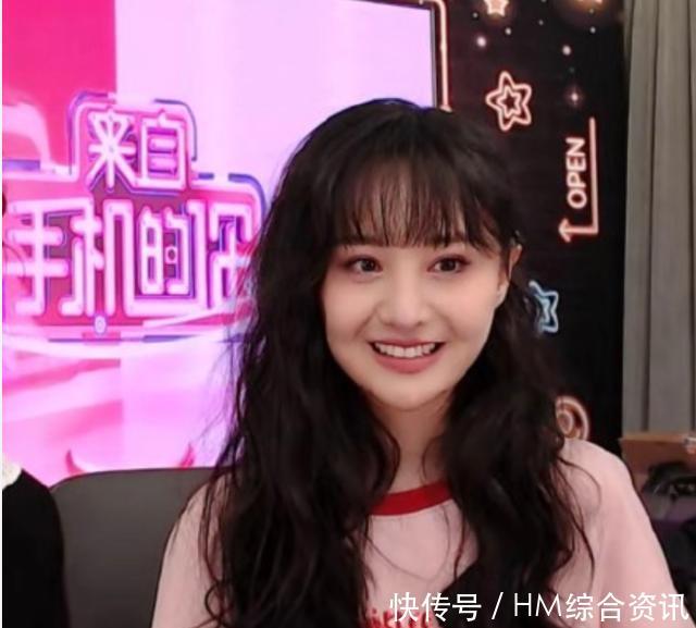 『卖力』郑爽终于"肉"回来了!直播卖货超卖力,圆脸肉嘟嘟像超嫩小baby