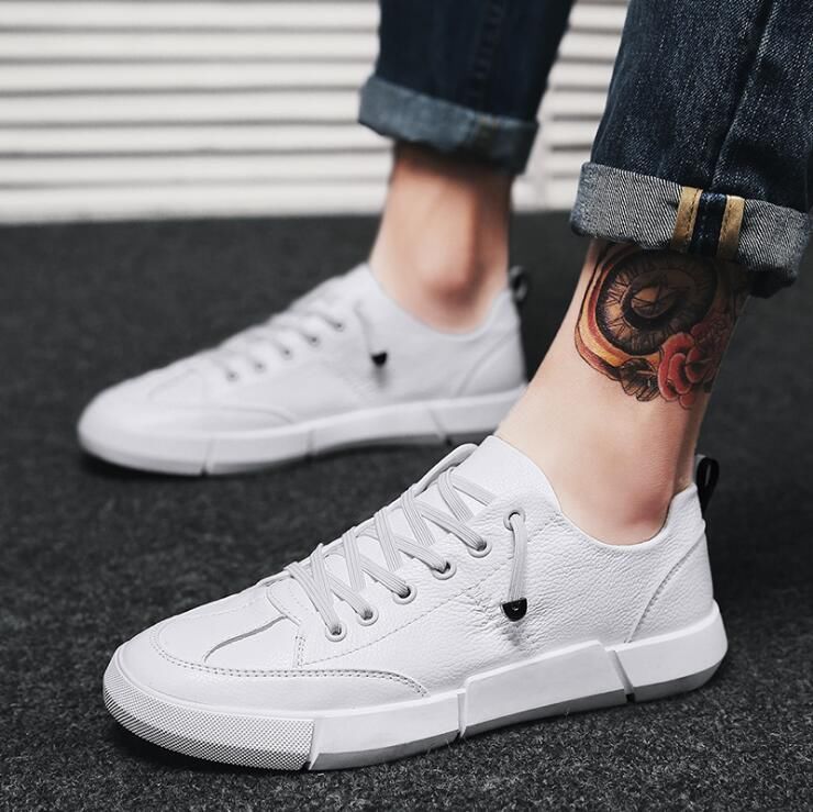 还穿什么皮鞋!新款“透风鞋”一炮走红，清凉时尚无脚臭，超拽