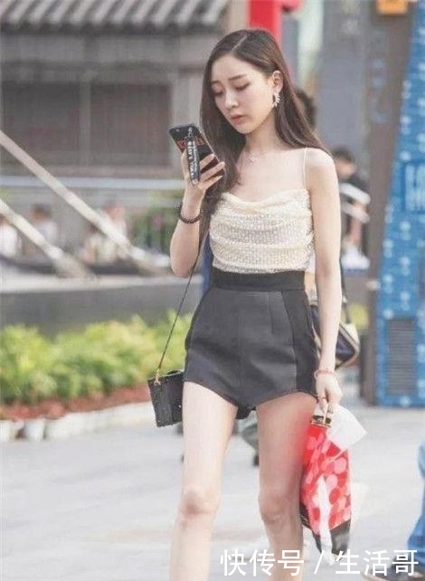 气质■个性时尚的美女街拍:气质很好的美女,展现女神姿态!