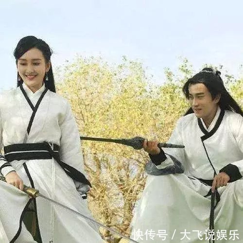 杨幂公布二胎表示累了, 刘恺威含泪晒孕检单, 网友: 婚变原因确凿