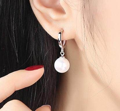 心理测试:你最喜欢哪款珍珠耳环?测一下哪种颜色最旺你!