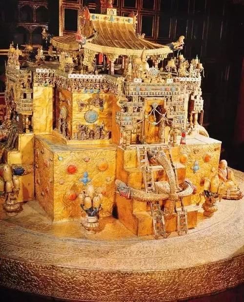 比故宫还壕的宫殿：厕所300年不打扫，最好的藏传文玩都在这儿