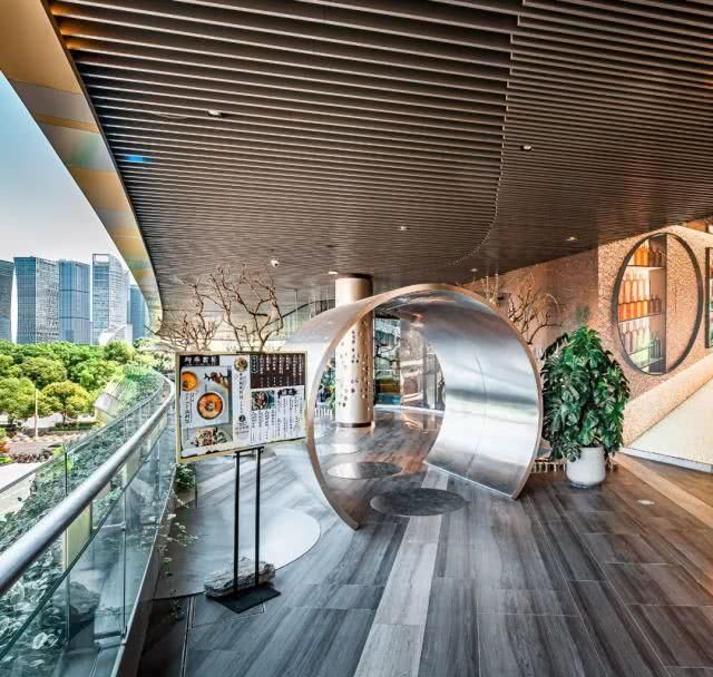 2019秋季《魔都露台餐厅指南》出炉，坐拥无敌江景，欣赏城市天际