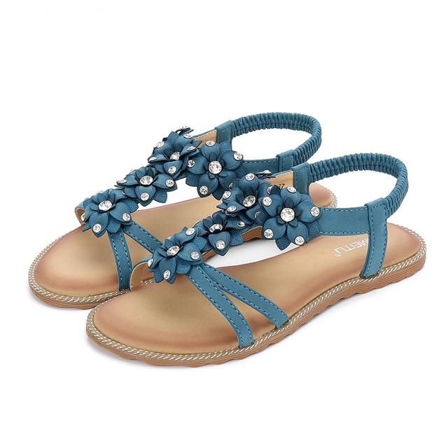 哇!今年特火爆的凉鞋，一款赛比一款美，特别适合70后80后