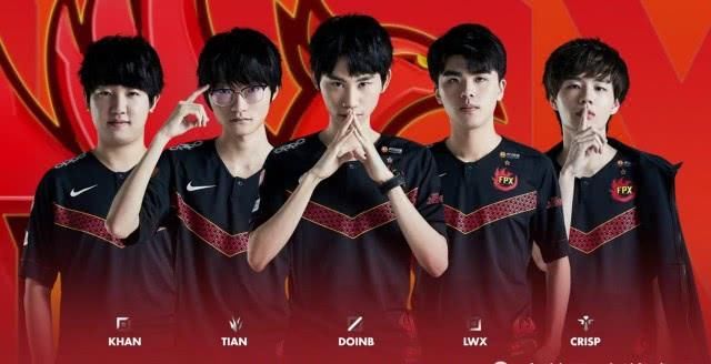  『RW』小天天秀盲僧，FPX战胜RW！Doinb谈第二局的失利：下路打的太烂了