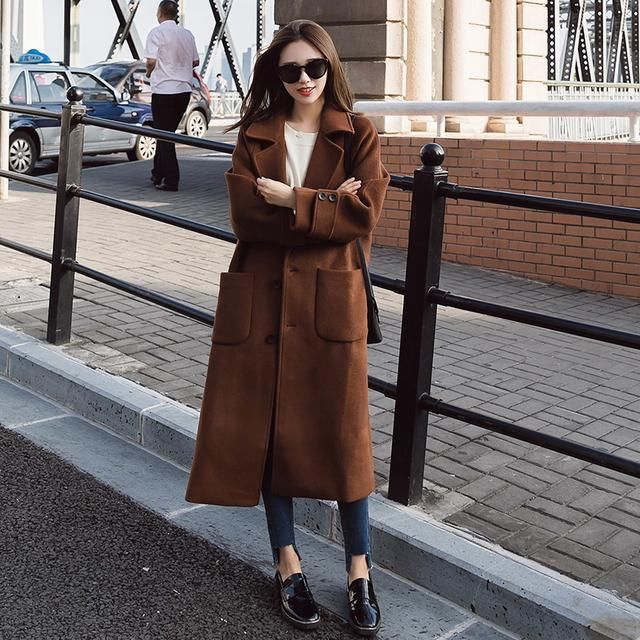 风衣真的已经过时了，毛呢大衣比鹿皮绒大衣洋气百倍，上身超有范