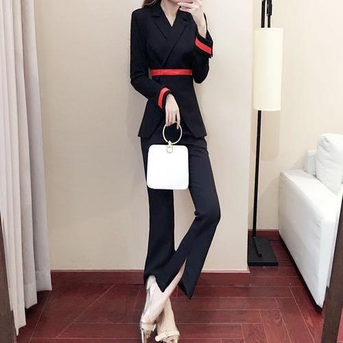 秋天凉，老婆把连衣裙全扔了!这套装一下买5件，美的哪像50岁