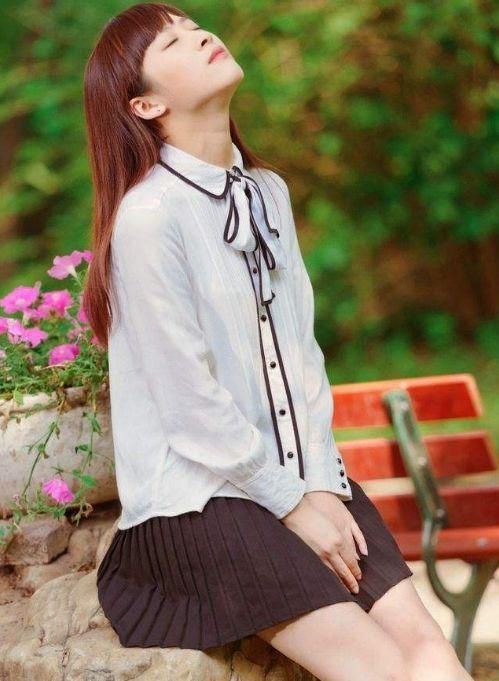 胖胖的身材，却有着一张神似梦露的脸，这个模特不简单!