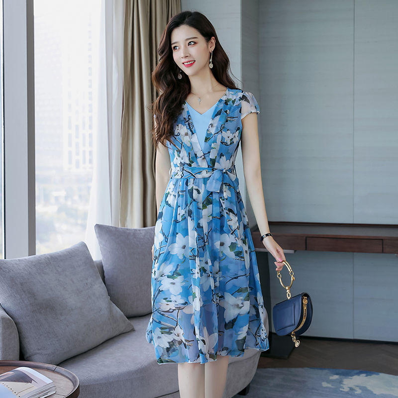 别傻傻买棉绸裙了!7月新出的真丝裙，上身洋气高贵女人味