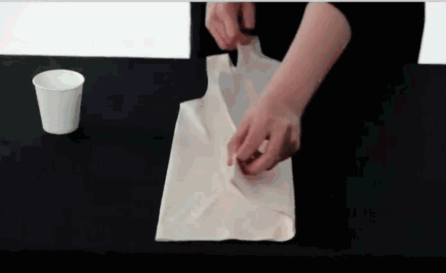 赵薇为了在中餐厅不输给舒淇，真的太拼了!