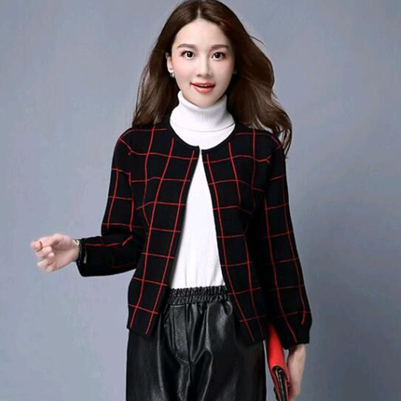 女人别老穿打底裤，学学下面女人这样穿，一个比一个时髦有女人味