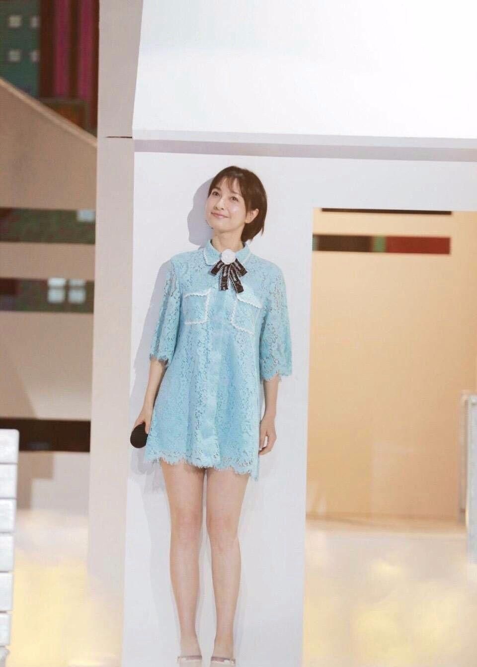 看到吴昕的打扮我沉默了!就这还是“东北赫本”?网友:衣服最丑