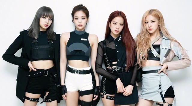  撞色拼接@作为一枚精致的女生,衣橱里需要哪些基础款的时尚单品?