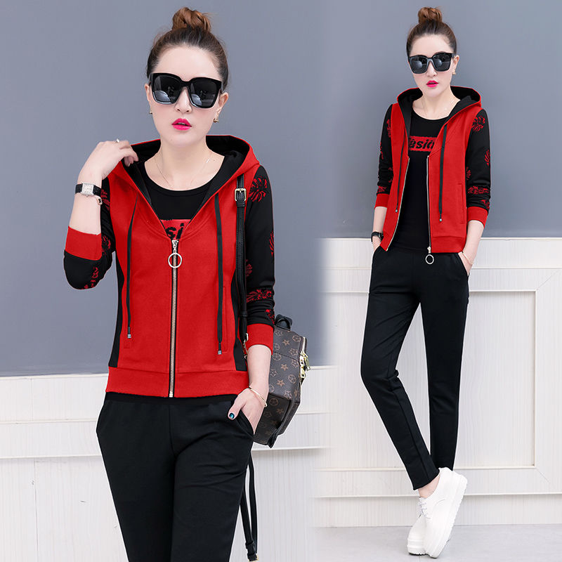 火了火了，这种秋套装要火了，借钱也得买第6件，穿三年都不过时