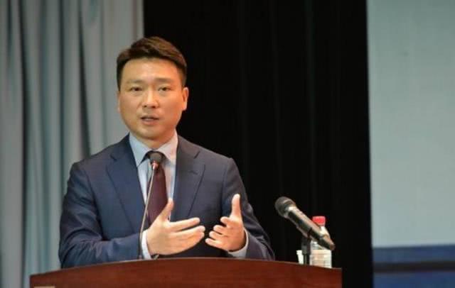 何炅一句话把谢娜说哭，她被冤枉却绝口不提，4年后当事人澄清！