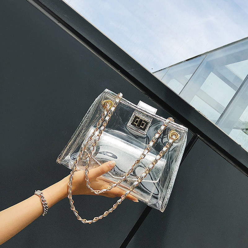 这样的女包刚上市就火了!颜值爆表贼惊艳，老妈一见就说要买两