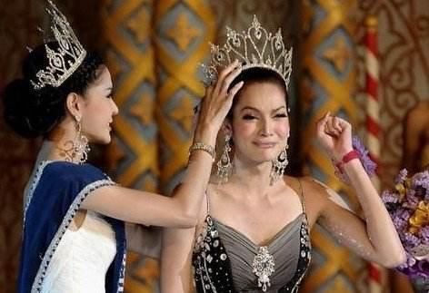 那些美丽的泰国“人妖”的背后是怎样的？都是一些让人惋惜的人啊