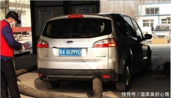  提前@年检新规毫无“人性”，提前报废惹人怒，车主：越来越没尊