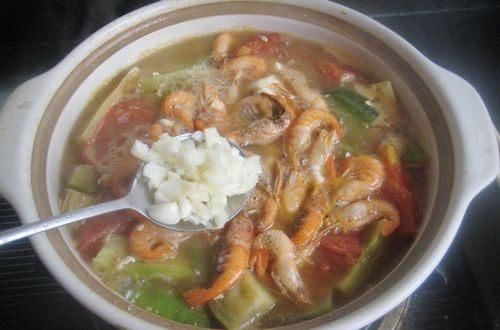  [味道]豆腐杂蔬鲥虾煲，味道好，满足你的味蕾