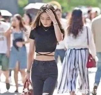  气质：牛仔裤尽显时尚气息，美感可以提升不少