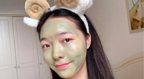  #女生#敷面膜要避开这3点，特别是第2点很伤皮肤，偏偏很多女生都这么做