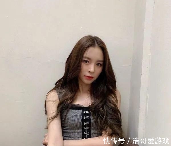  「迫降」翻唱IU《爱的迫降》获周子瑜力赞　庄锭欣赴韩发展任女团领唱