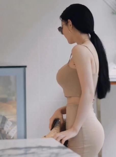  美女|潮流美女，十分别致，绽放时尚的灵动！