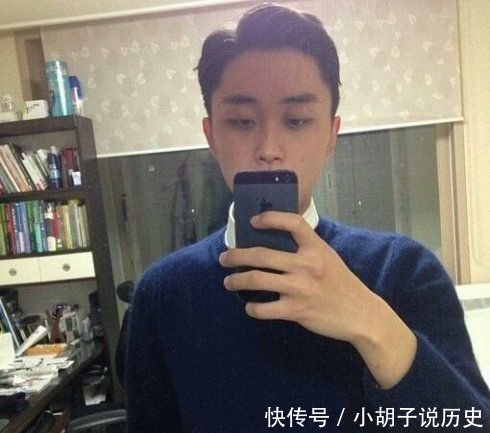  『赵薇』赵薇19岁儿子近照曝光，低调又帅气，网友打扮一下都能出道了