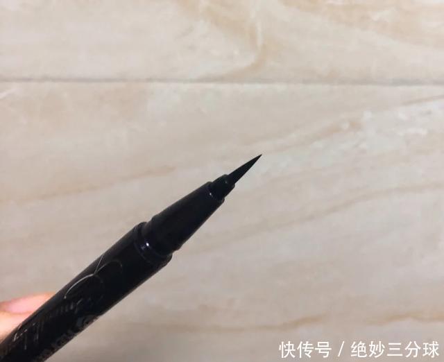  『买到』不吃土也能买到好用的彩妆，全套300元就能搞定，平民窟女孩福音
