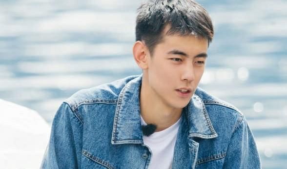 纪凌尘分手后首次正面回应:有人从中使坏，我不想毁阚清子的幸福