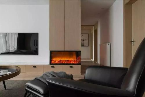 超爱！92㎡现代原木风，线条感超强，整个空间简约有格调！