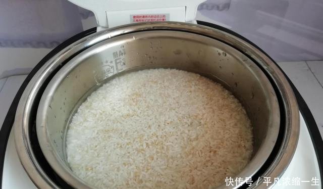 「皮肤」自从婆婆学会这样煮饭后,皮肤变好了,身材苗条了,越活越年轻!