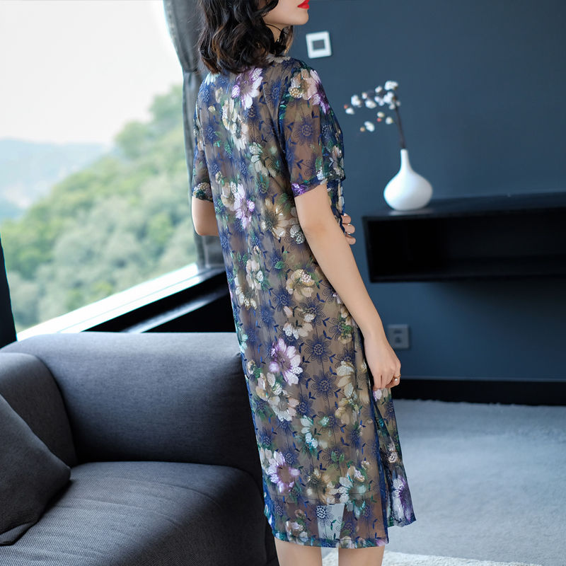 现在女人太敢穿，秀出好身材迷死一大片，简直移不开眼