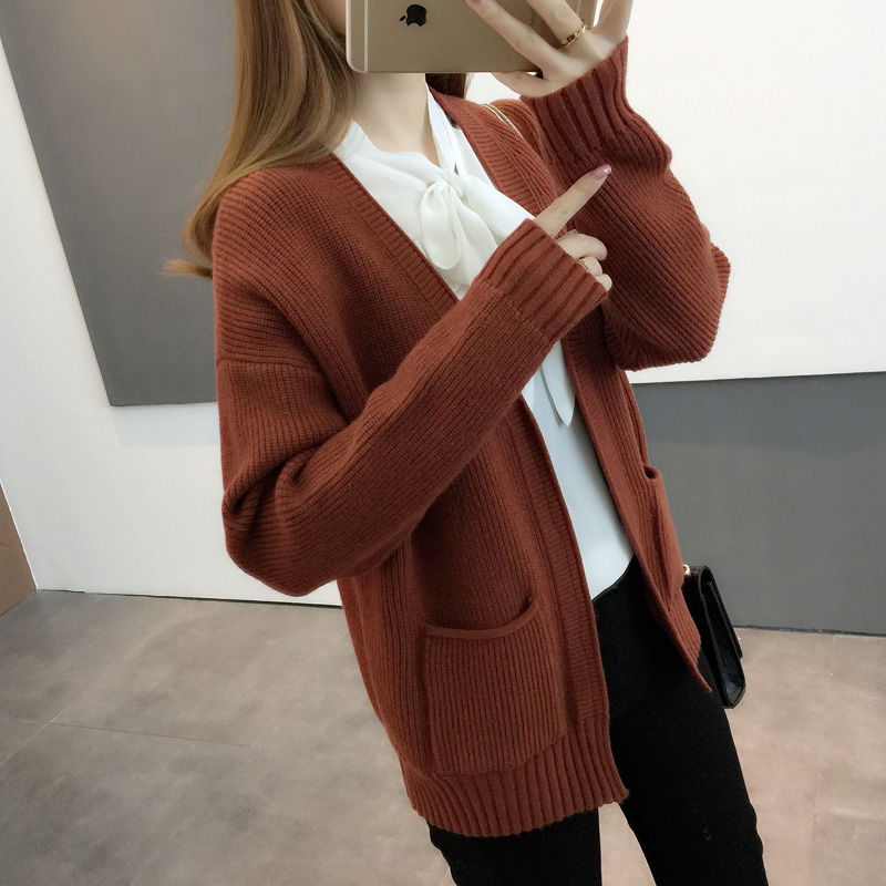 当下流行棉麻欧洲站针织开衫，适合70后的女人，洋气减龄又显瘦