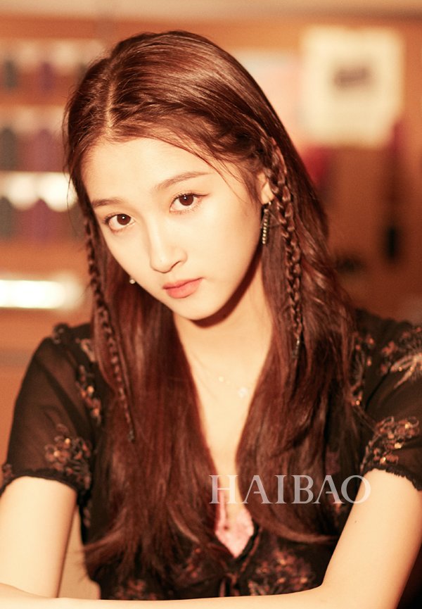 不信50款女星发型没你喜欢的!杨幂小辫超吸睛，＂璎珞＂吴谨言剪