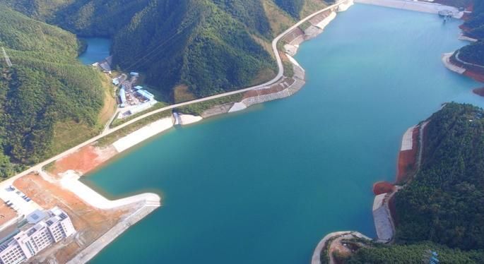 中国挖出22个“天然电池”？却受益3亿人，美国：中国太厉害了