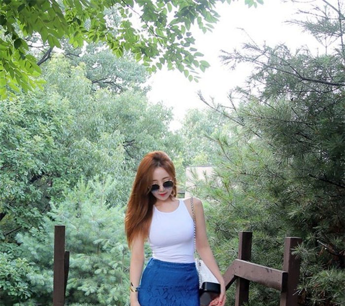 街拍路人, 包臀裙是很多女生的最爱 ,也是挺有味儿的